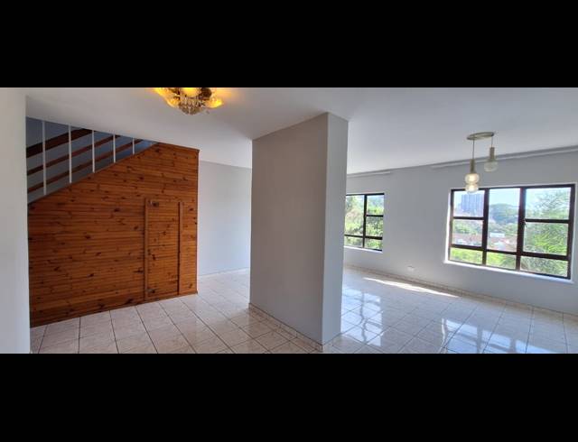 3 BEDROOM APARTMENT RENTED IN MORNINGSIDE